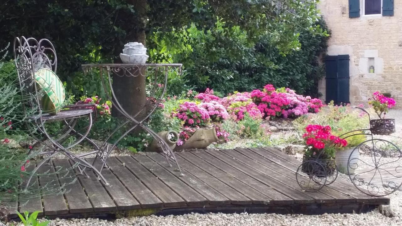 La Grange De Gournay Bed & Breakfast Exterior foto